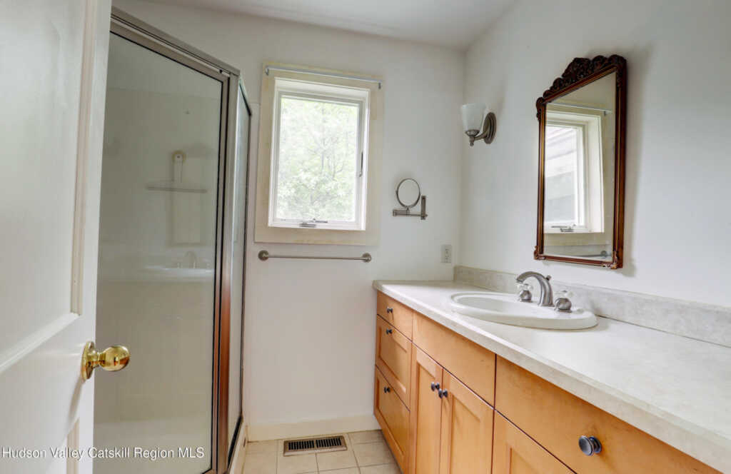 48 Mountainview Avenue, Woodstock, NY 12498 - Photo 19 of 31