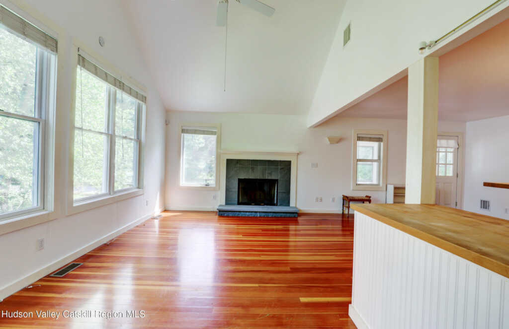 48 Mountainview Avenue, Woodstock, NY 12498 - Photo 6 of 31