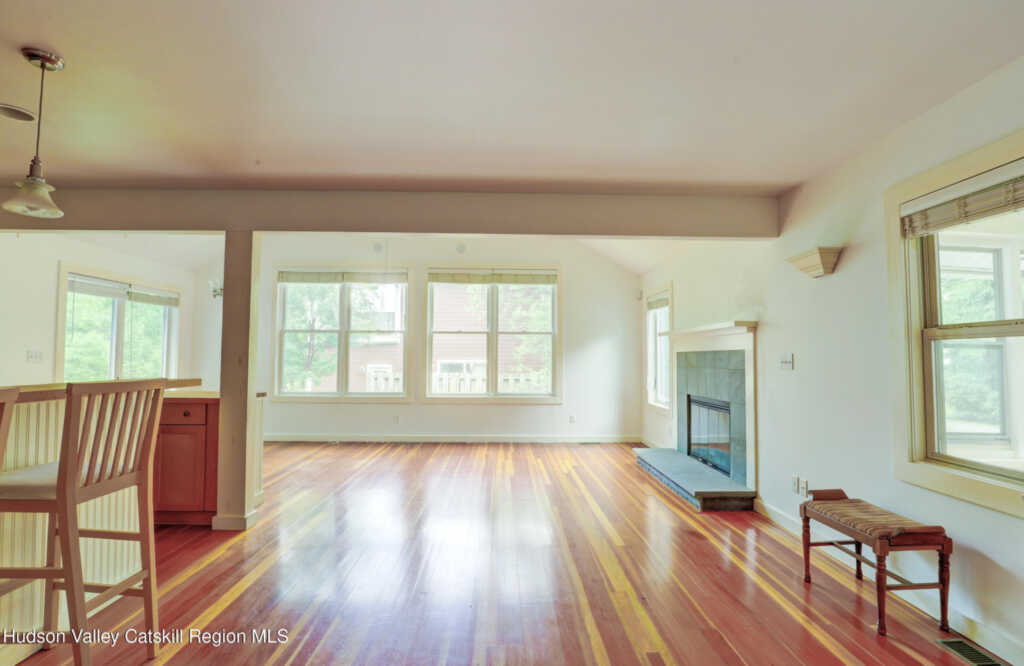 48 Mountainview Avenue, Woodstock, NY 12498 - Photo 7 of 31