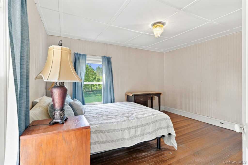 4073 Route 9W, Saugerties, NY 12477 - Photo 17 of 46