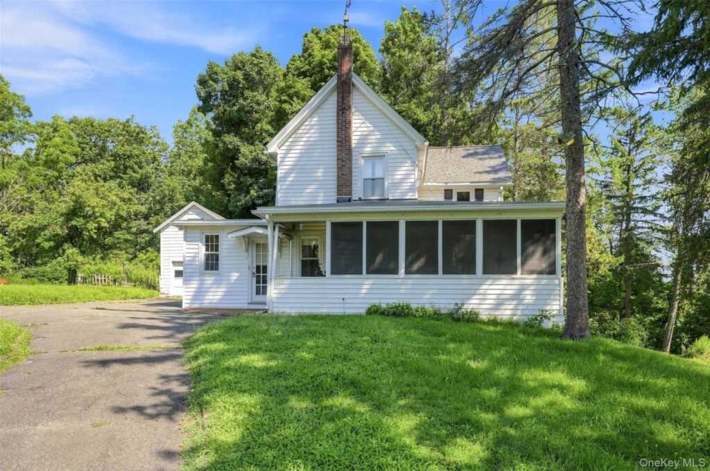 4073 Route 9W, Saugerties, NY 12477 - Photo 38 of 46