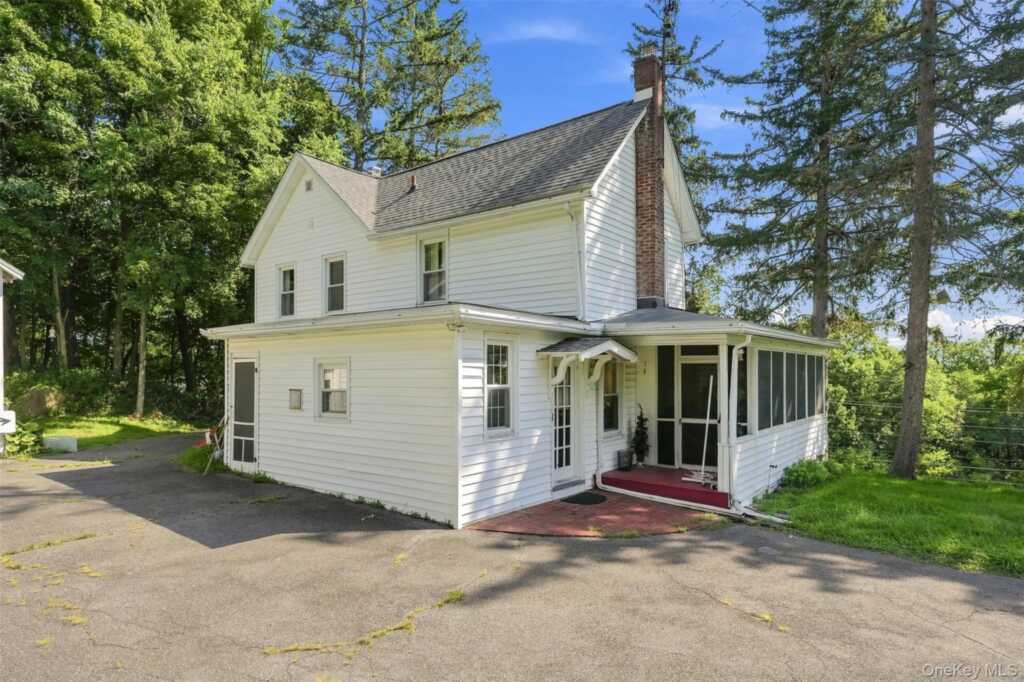 4073 Route 9W, Saugerties, NY 12477 - Photo 40 of 46