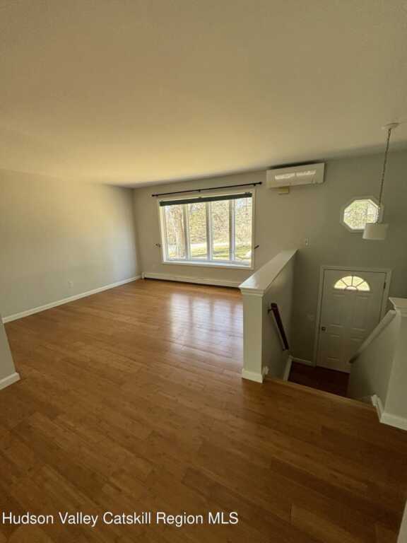 420 Sepasco Center Street, Rhinebeck, NY 12572 - Photo 7 of 28