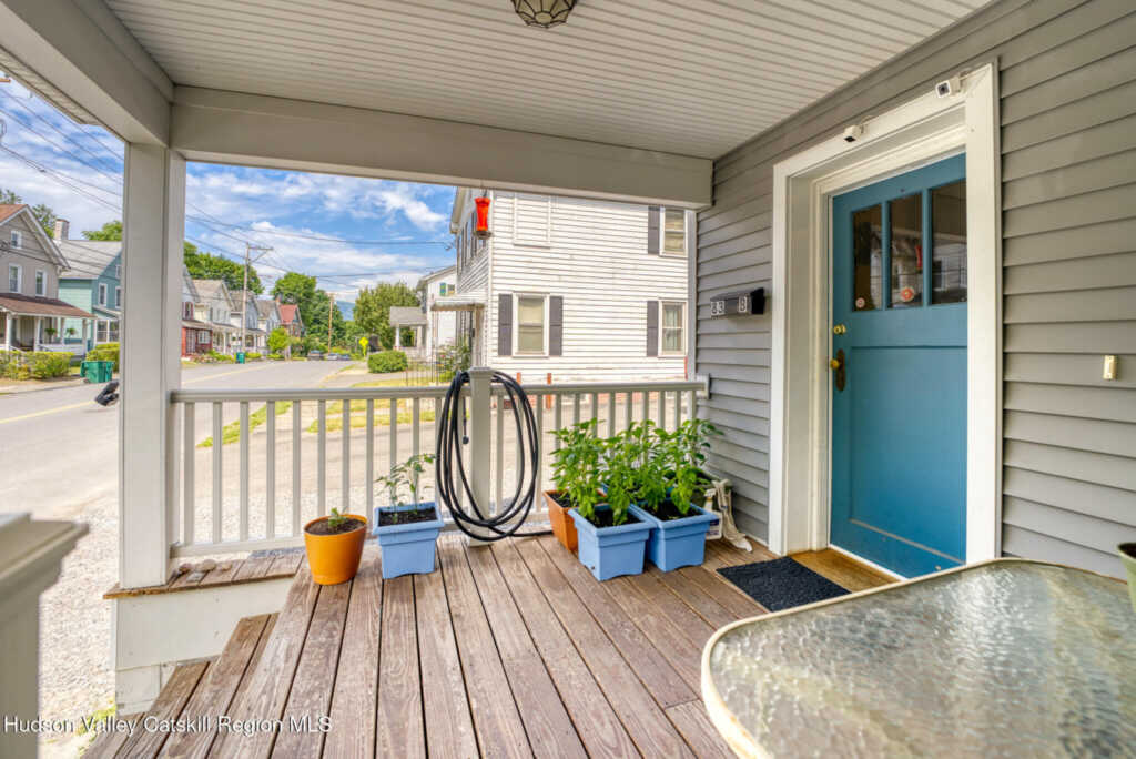 83 Livingston Street, Saugerties, NY 12477 - Photo 4 of 25