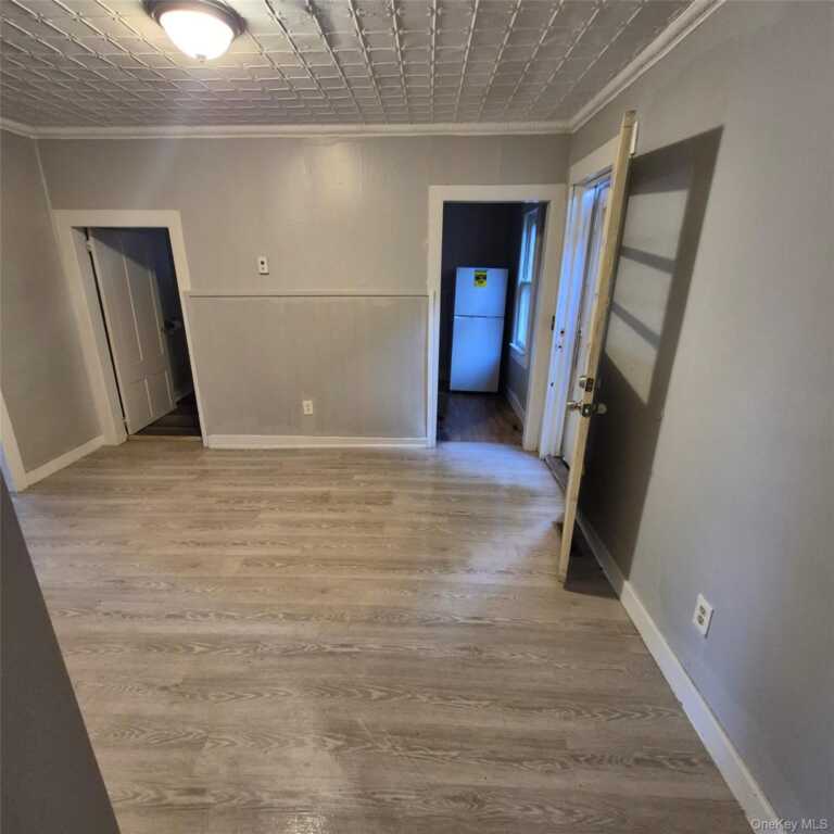 87 W Pierpont Street, Unit #3, Kingston, NY 12401 - Photo 10 of 13
