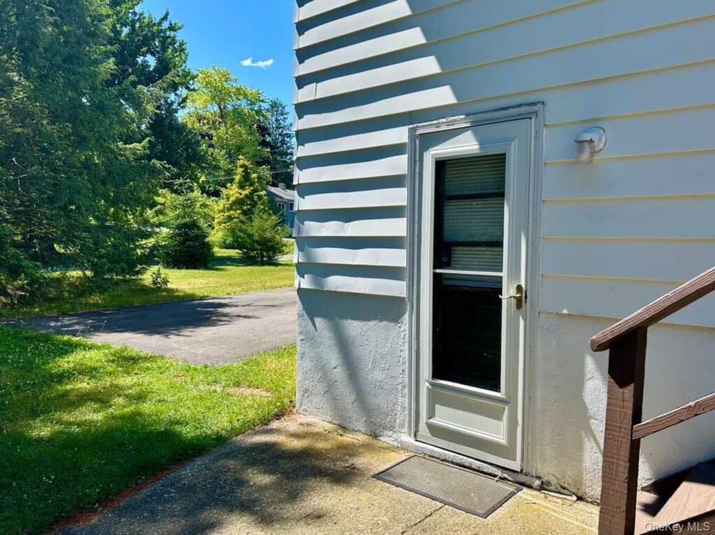 1 Holland Lane, New Paltz, NY 12561 - Photo 2 of 9