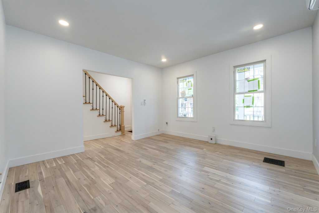 110 Greenkill Avenue, Kingston, NY 12401 - Photo 7 of 42