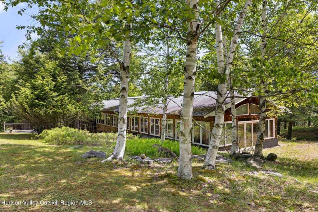 639 Saugerties Road, Woodstock, NY 12498 - Photo 12 of 50