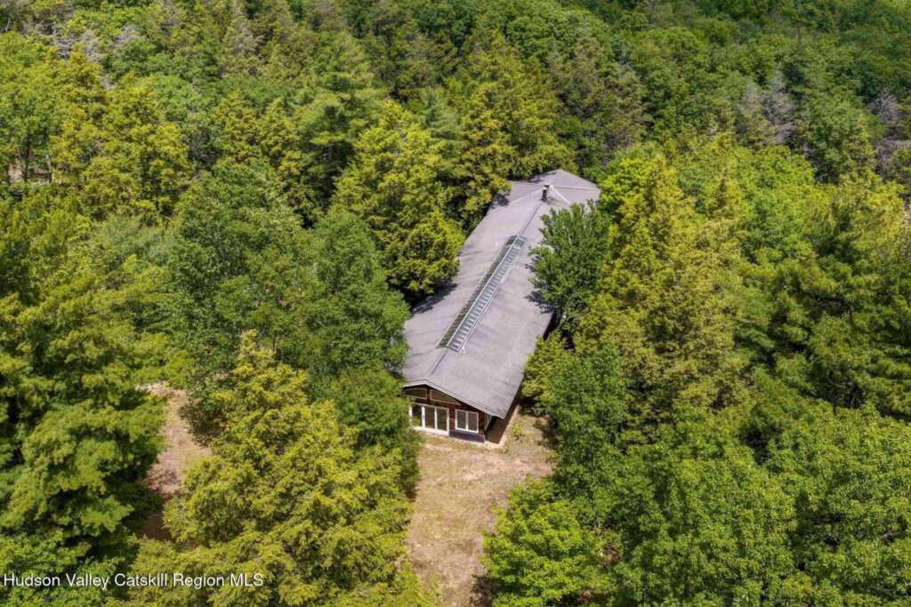 639 Saugerties Road, Woodstock, NY 12498 - Photo 13 of 50