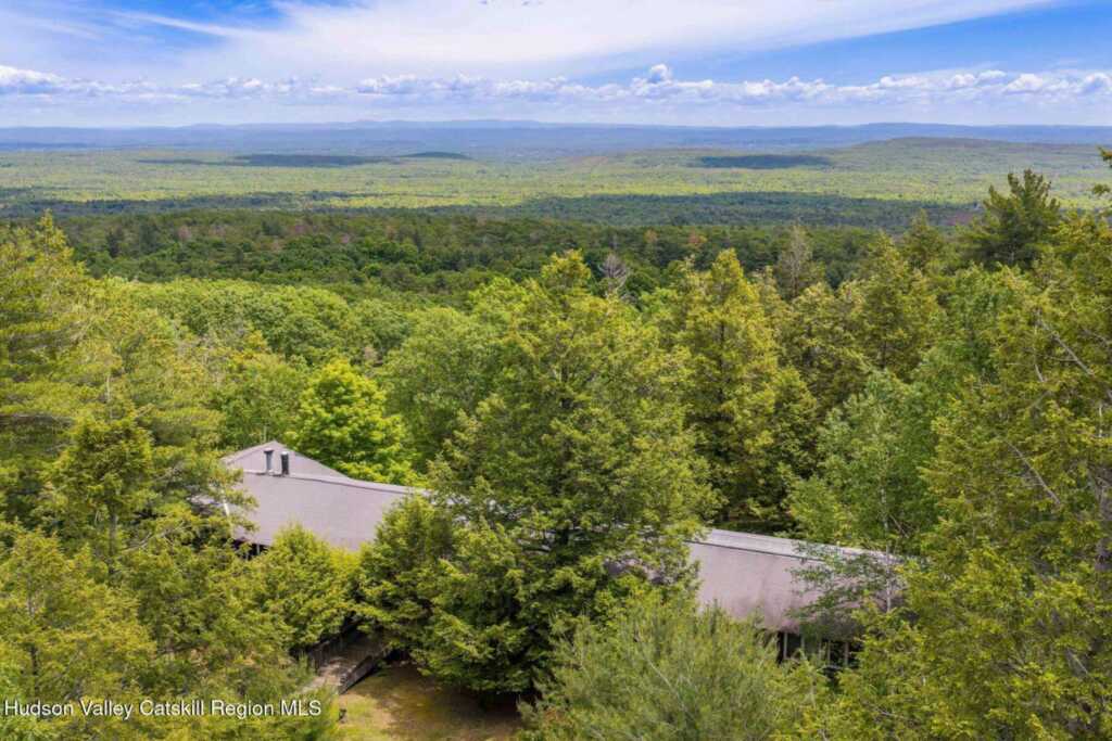 639 Saugerties Road, Woodstock, NY 12498 - Photo 14 of 50