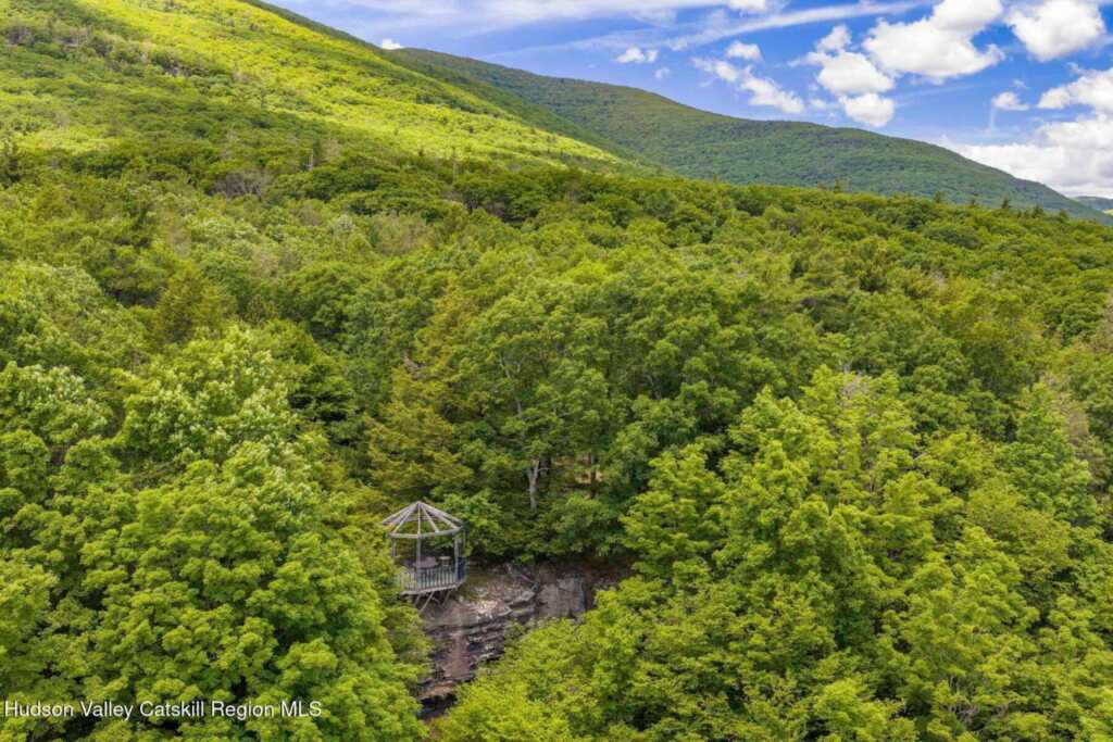 639 Saugerties Road, Woodstock, NY 12498 - Photo 17 of 50