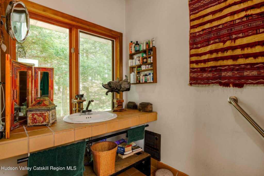 639 Saugerties Road, Woodstock, NY 12498 - Photo 43 of 50