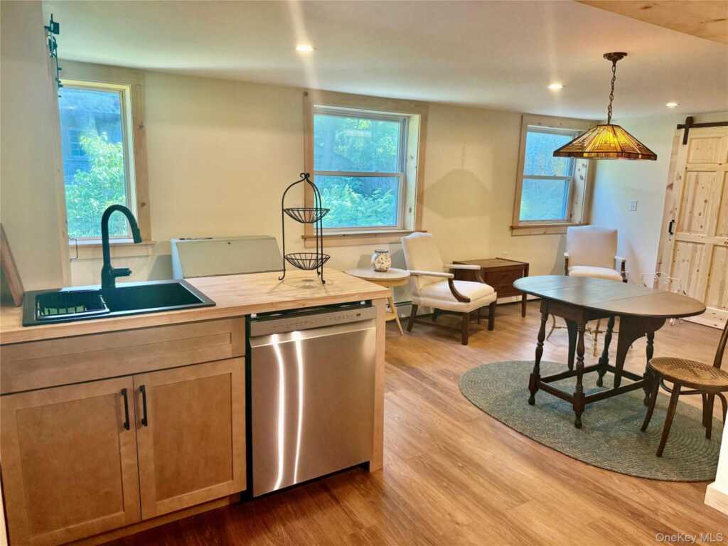 6 Davinci Way, New Paltz, NY 12561 - Photo 17 of 25