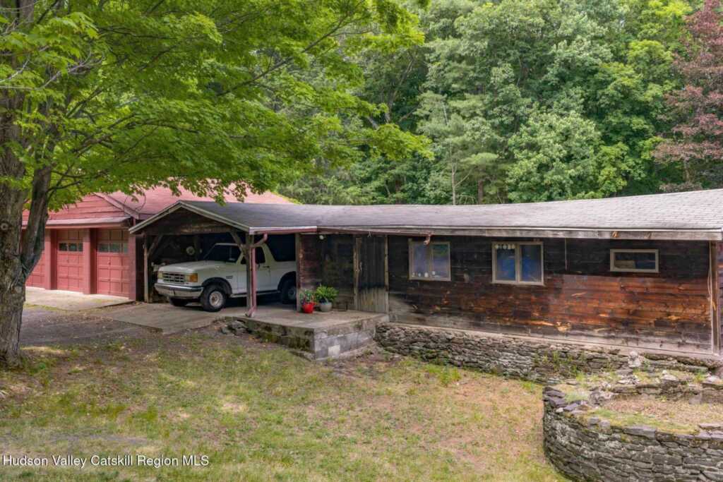 60 Boggs Hill Road, Woodstock, NY 12498 - Photo 3 of 50
