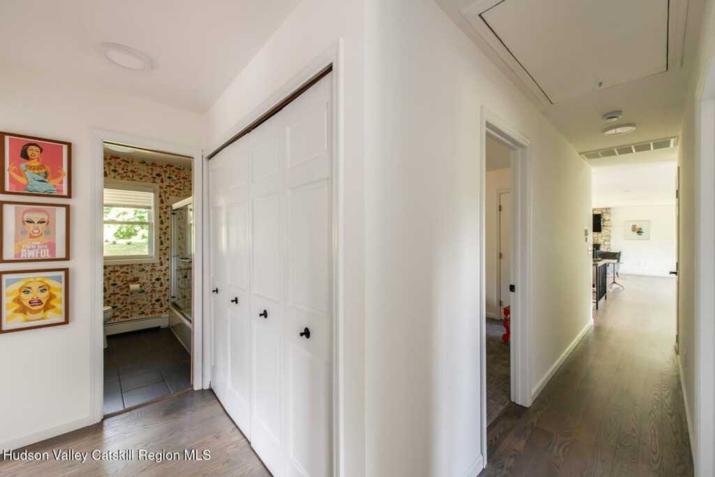 242 Milan Hollow Road, Rhinebeck, NY 12572 - Photo 19 of 48