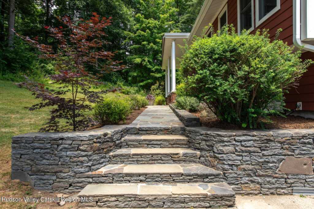 242 Milan Hollow Road, Rhinebeck, NY 12572 - Photo 3 of 48