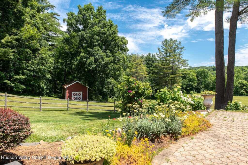 242 Milan Hollow Road, Rhinebeck, NY 12572 - Photo 43 of 48