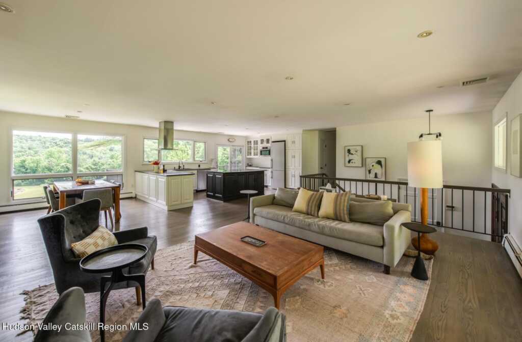 242 Milan Hollow Road, Rhinebeck, NY 12572 - Photo 9 of 48