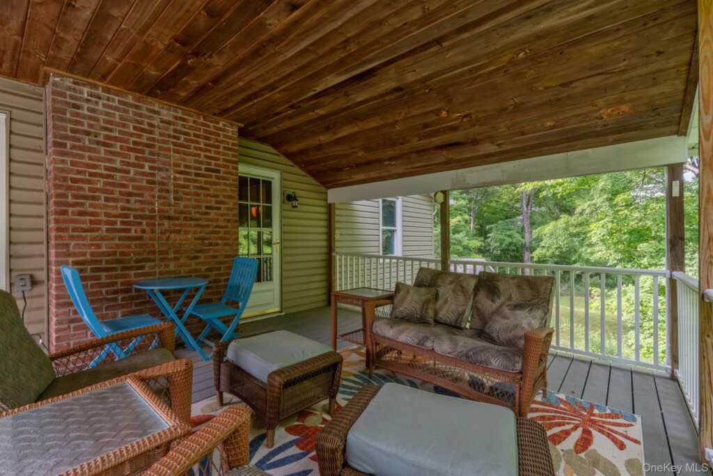 542 Blue Mountain Road, Saugerties, NY 12477 - Photo 34 of 44