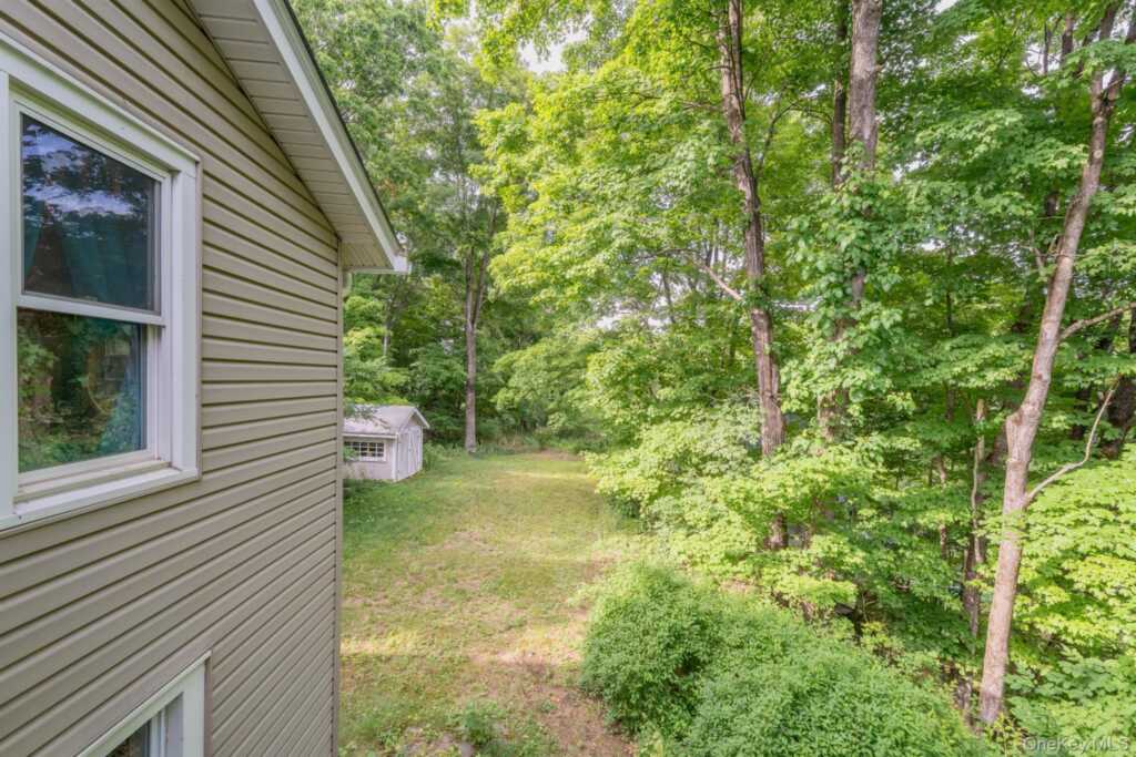 542 Blue Mountain Road, Saugerties, NY 12477 - Photo 35 of 44