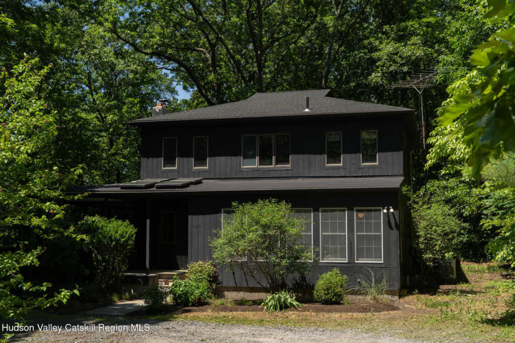 189 Horsenden Road, New Paltz, NY 12561