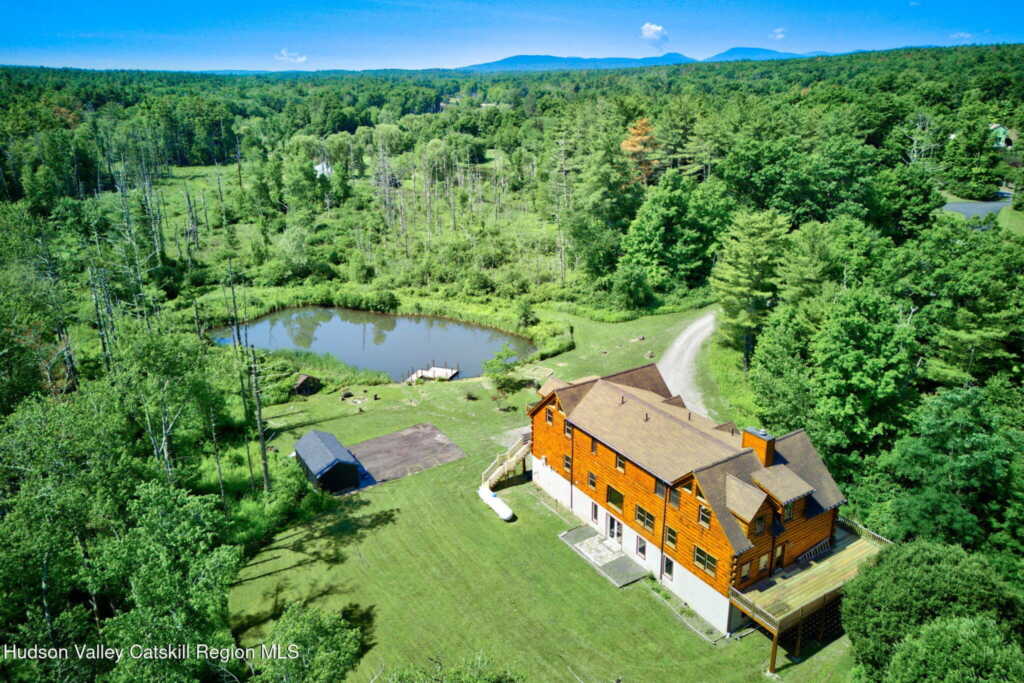1355 New York 212, Saugerties, NY 12477