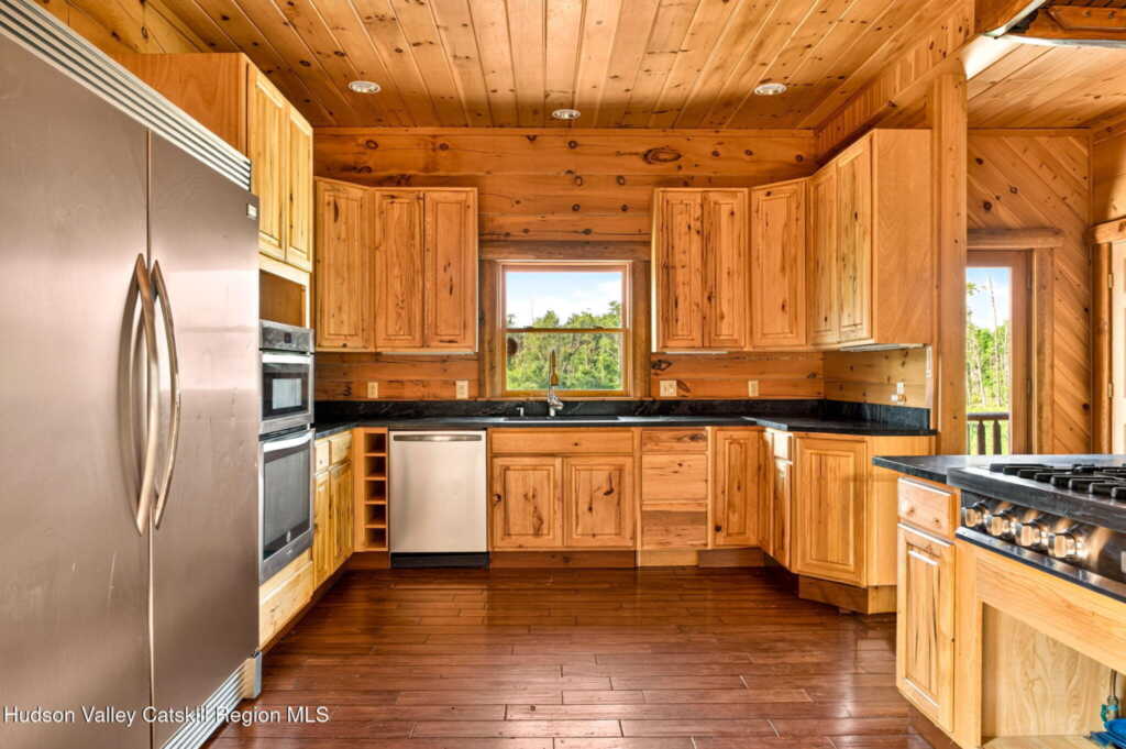 1355 New York 212, Saugerties, NY 12477 - Photo 13 of 33
