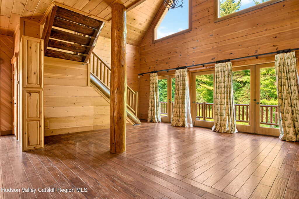 1355 New York 212, Saugerties, NY 12477 - Photo 15 of 33