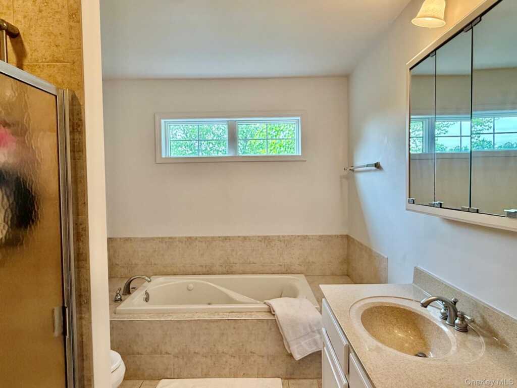 68 Rosemary Way, Rhinebeck, NY 12572 - Photo 11 of 18