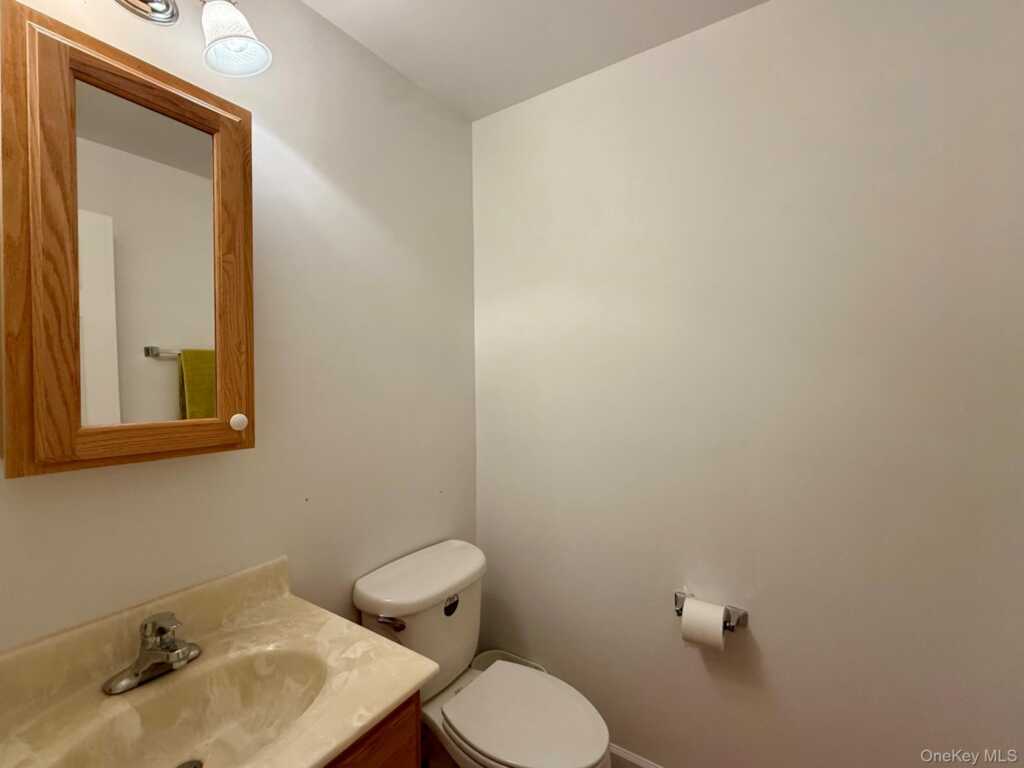 68 Rosemary Way, Rhinebeck, NY 12572 - Photo 4 of 18