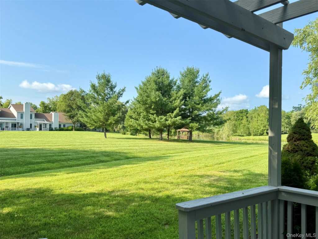 68 Rosemary Way, Rhinebeck, NY 12572 - Photo 7 of 18