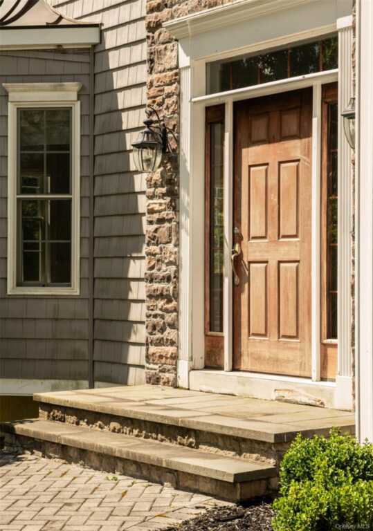 28 Crimson Hill Road, Rhinebeck, NY 12572 - Photo 3 of 24