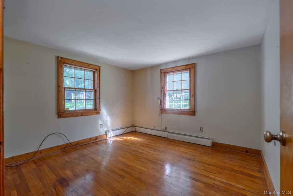 8 Carroll Street, Rosendale, NY 12486 - Photo 21 of 41