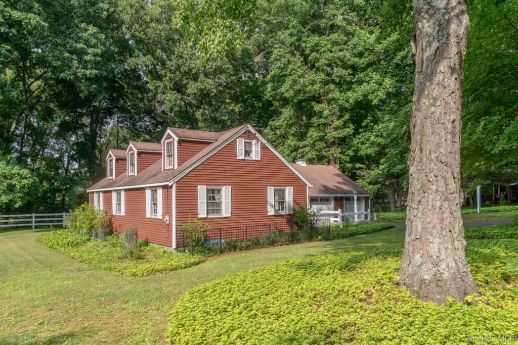 8 Carroll Street, Rosendale, NY 12486 - Photo 37 of 41