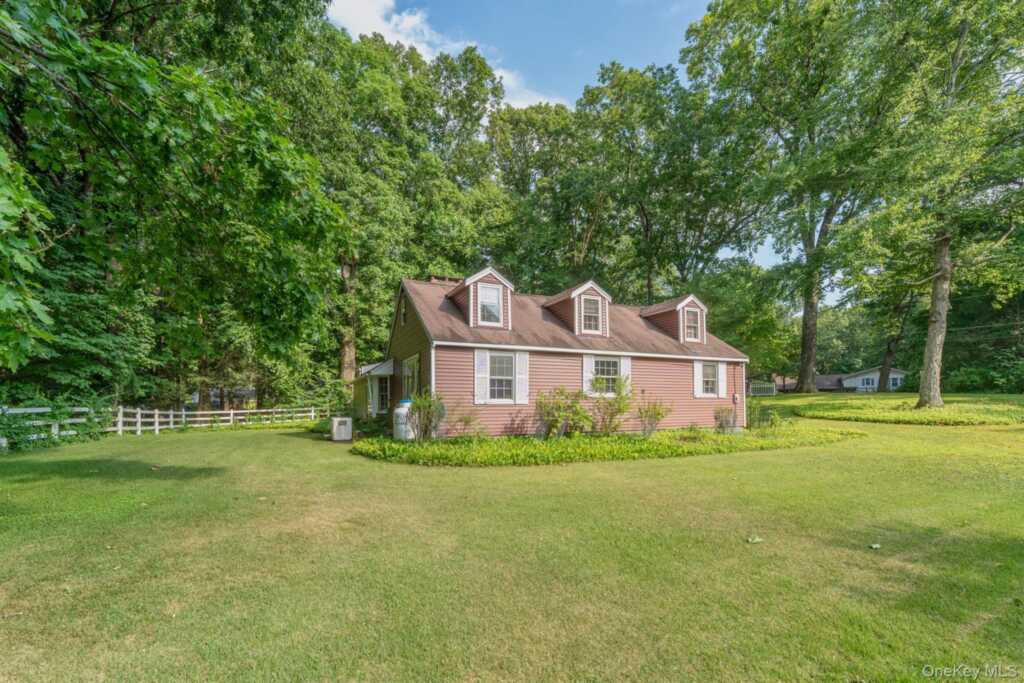 8 Carroll Street, Rosendale, NY 12486 - Photo 40 of 41