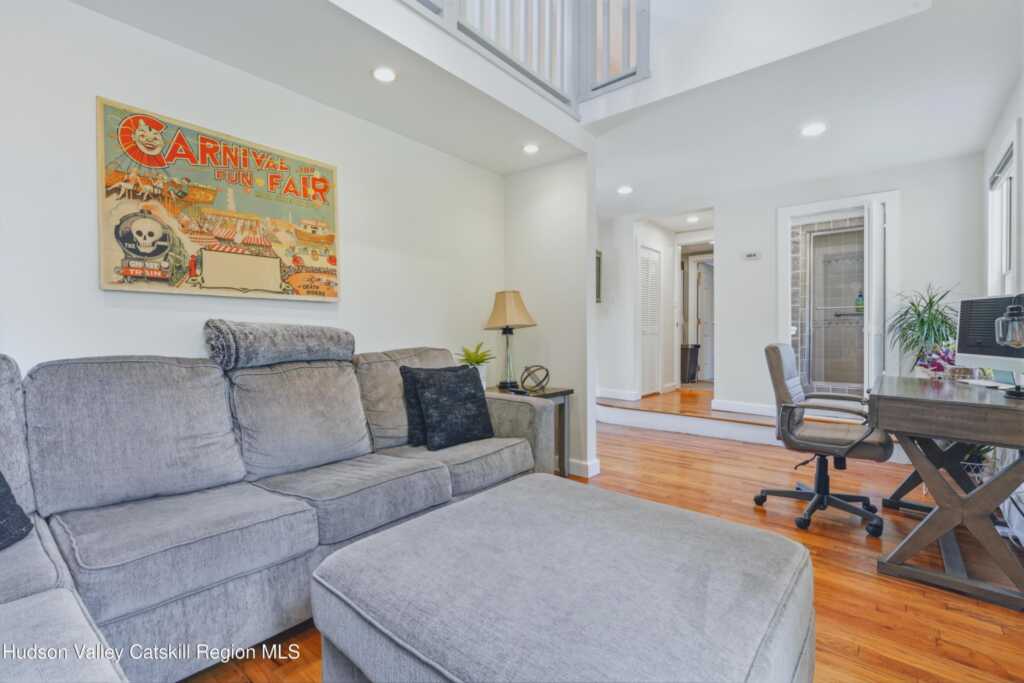 28 Railroad Avenue, Saugerties, NY 12477 - Photo 21 of 40