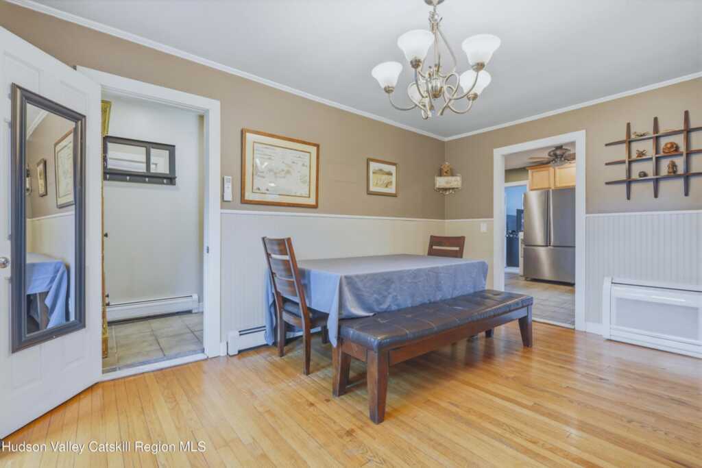 28 Railroad Avenue, Saugerties, NY 12477 - Photo 8 of 40