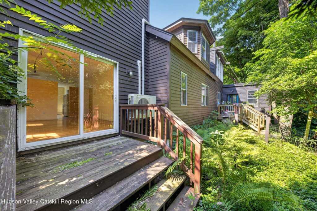 2 Cantines Island Lane, Saugerties, NY 12477 - Photo 20 of 33