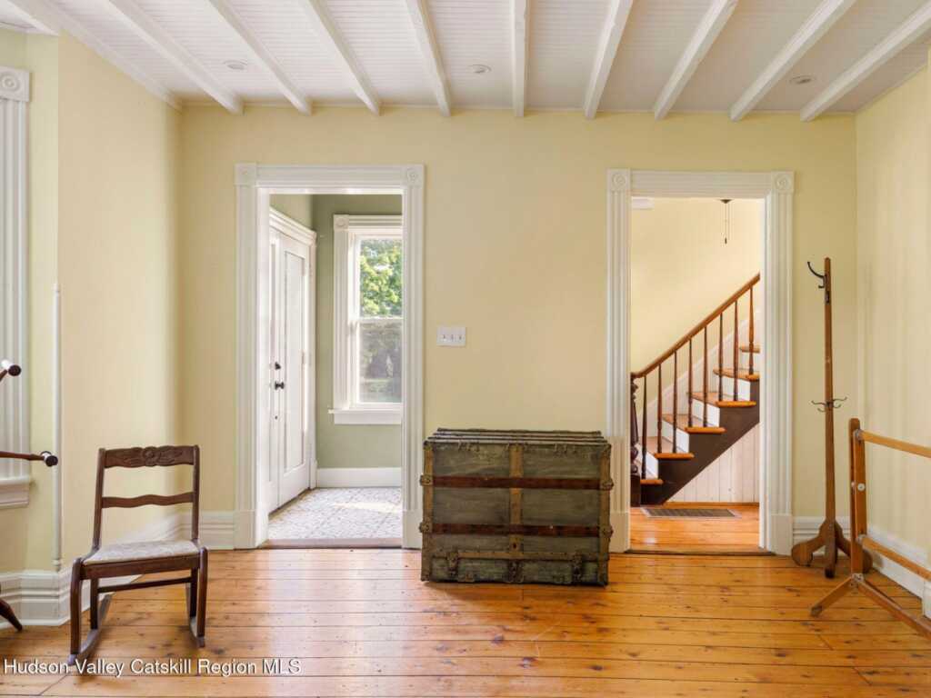 3506 Main St, Stone Ridge, NY 12484 - Photo 10 of 50