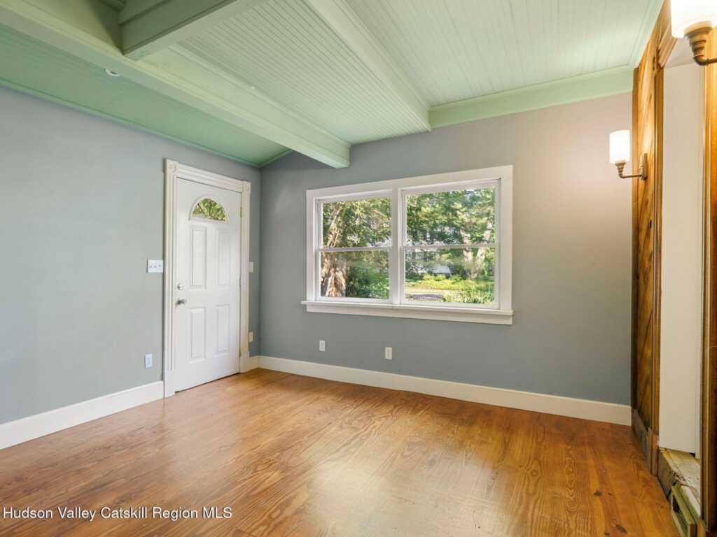 3506 Main St, Stone Ridge, NY 12484 - Photo 16 of 50