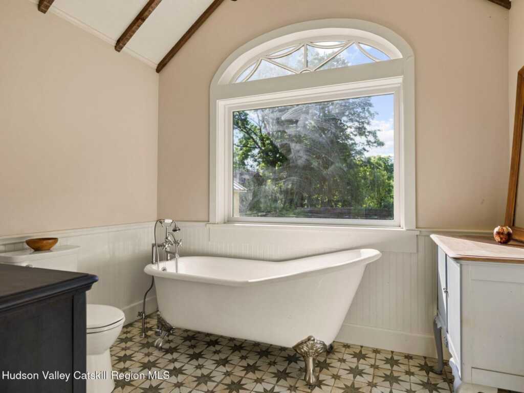 3506 Main St, Stone Ridge, NY 12484 - Photo 25 of 50