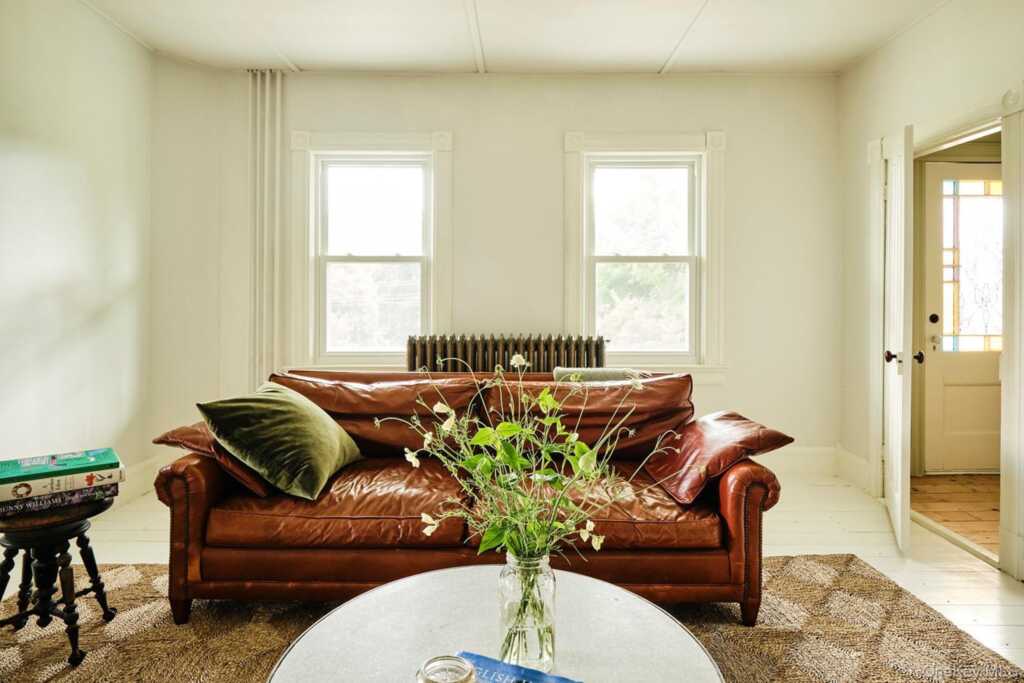 637 Route 308, Rhinebeck, NY 12572 - Photo 4 of 25