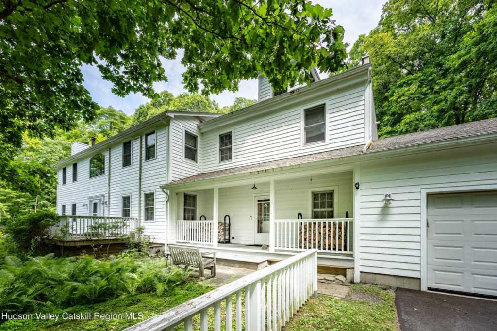 703 Creek Locks Road, Rosendale, NY 12472