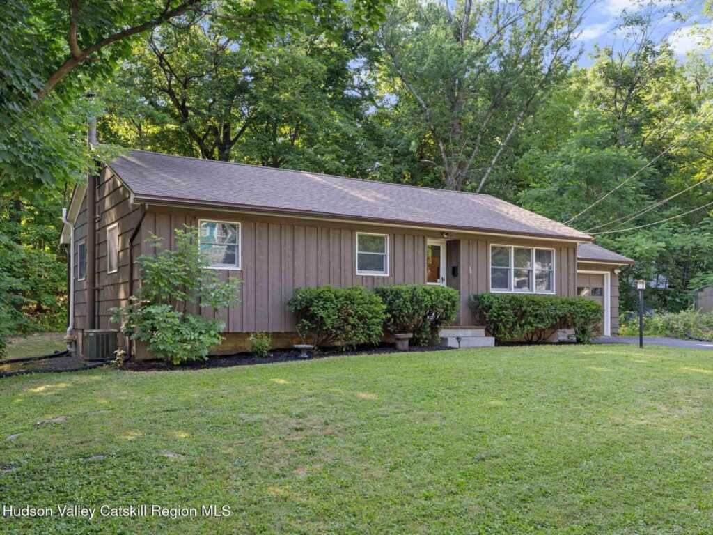 30 Prospect Street, New Paltz, NY 12561 - Photo 2 of 43