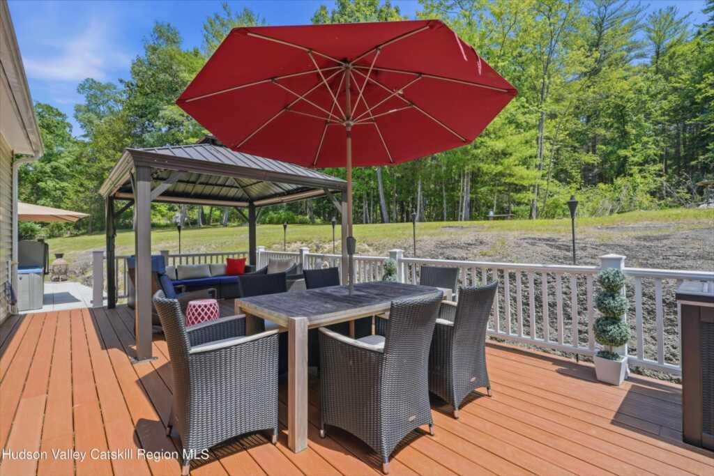 588 Linderman Avenue, Kingston, NY 12401 - Photo 33 of 45