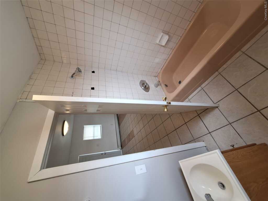2095 Ulster Avenue, Unit #6, Kingston, NY 12449 - Photo 5 of 5
