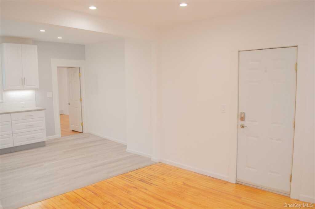 152 Saint James Street, Unit #1, Kingston, NY 12401 - Photo 4 of 11