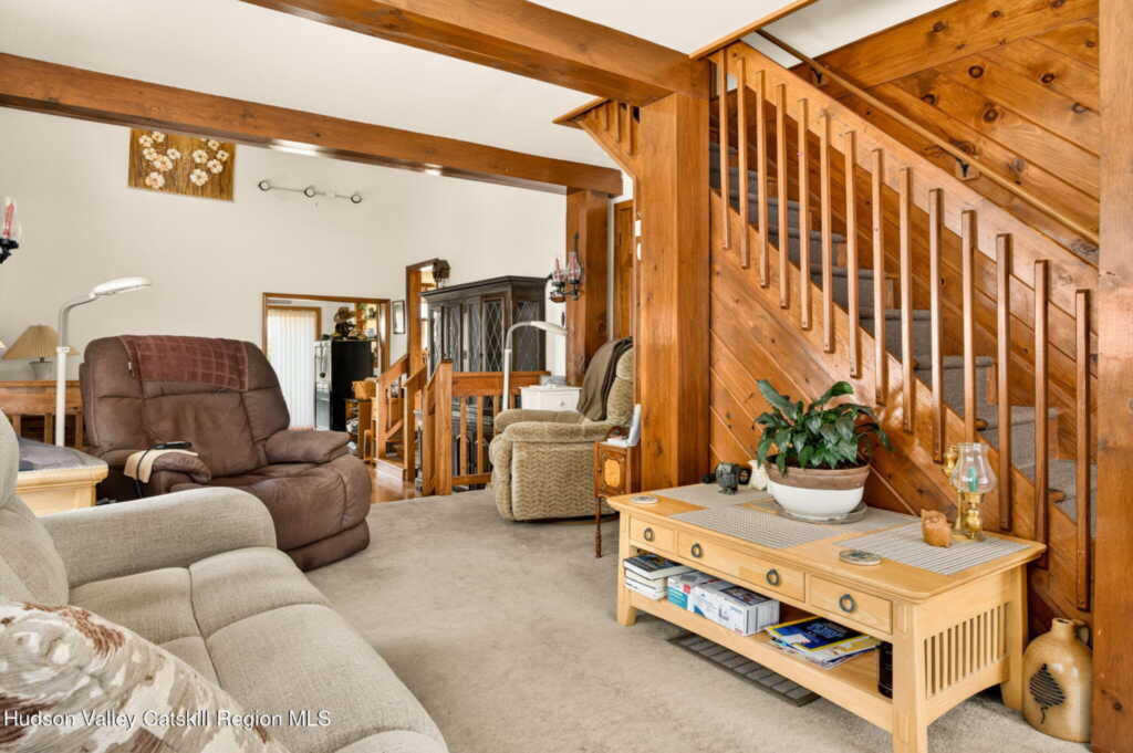 101 Bridge Street, Saugerties, NY 12477 - Photo 7 of 28