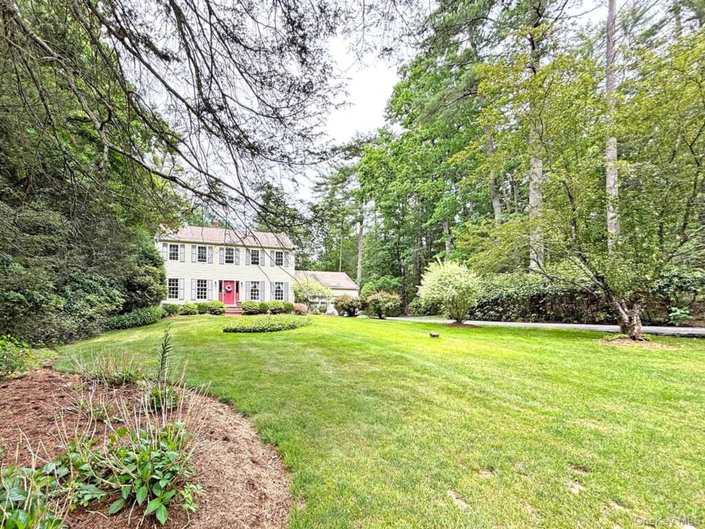 24 Ryan Drive, Hurley, NY 12491