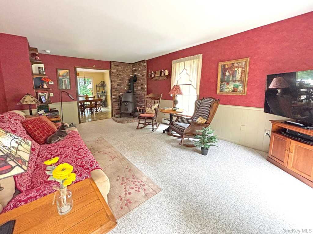 24 Ryan Drive, Hurley, NY 12491 - Photo 13 of 47